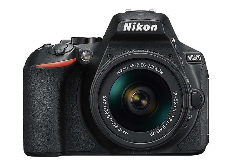 使用50日　ニコン　Nikon ニコン D5600 デジタル一眼レフカメラ 【付