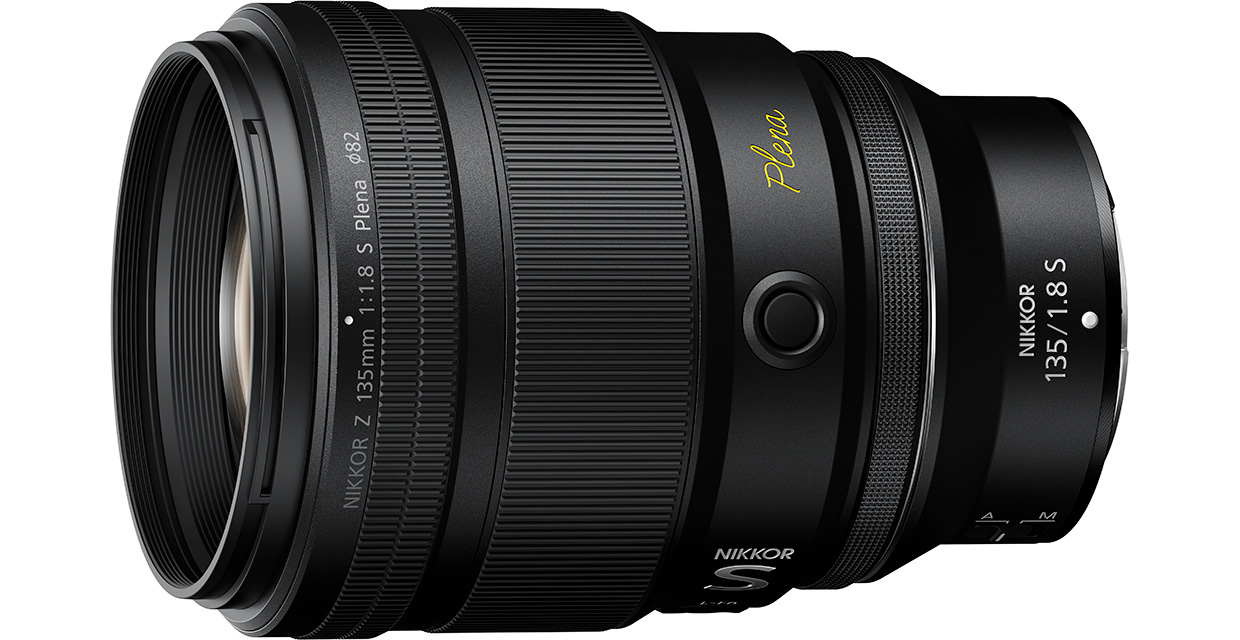 ニコン NIKON AF-S NIKKOR 18-135mm 中望遠レンズ外観は非常に綺麗です