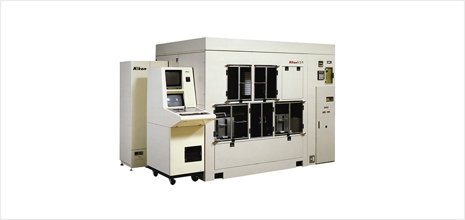 大型基板用露光装置「NSR-L7501G」の画像