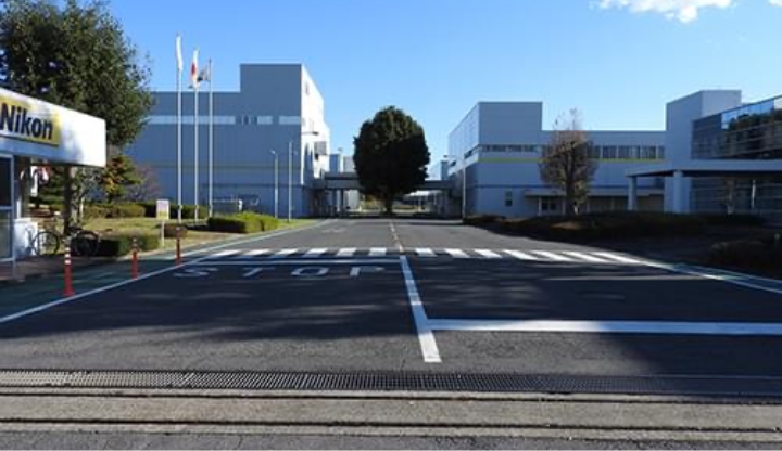 正面から眺めた水戸製作所