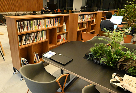 図書スペースの写真