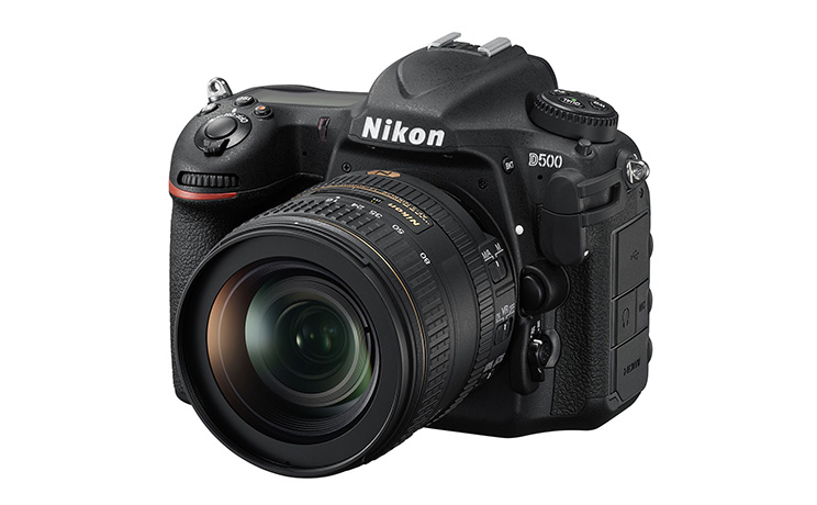 デジタル一眼レフカメラ「ニコン D500」が「EISA AWARD」を受賞