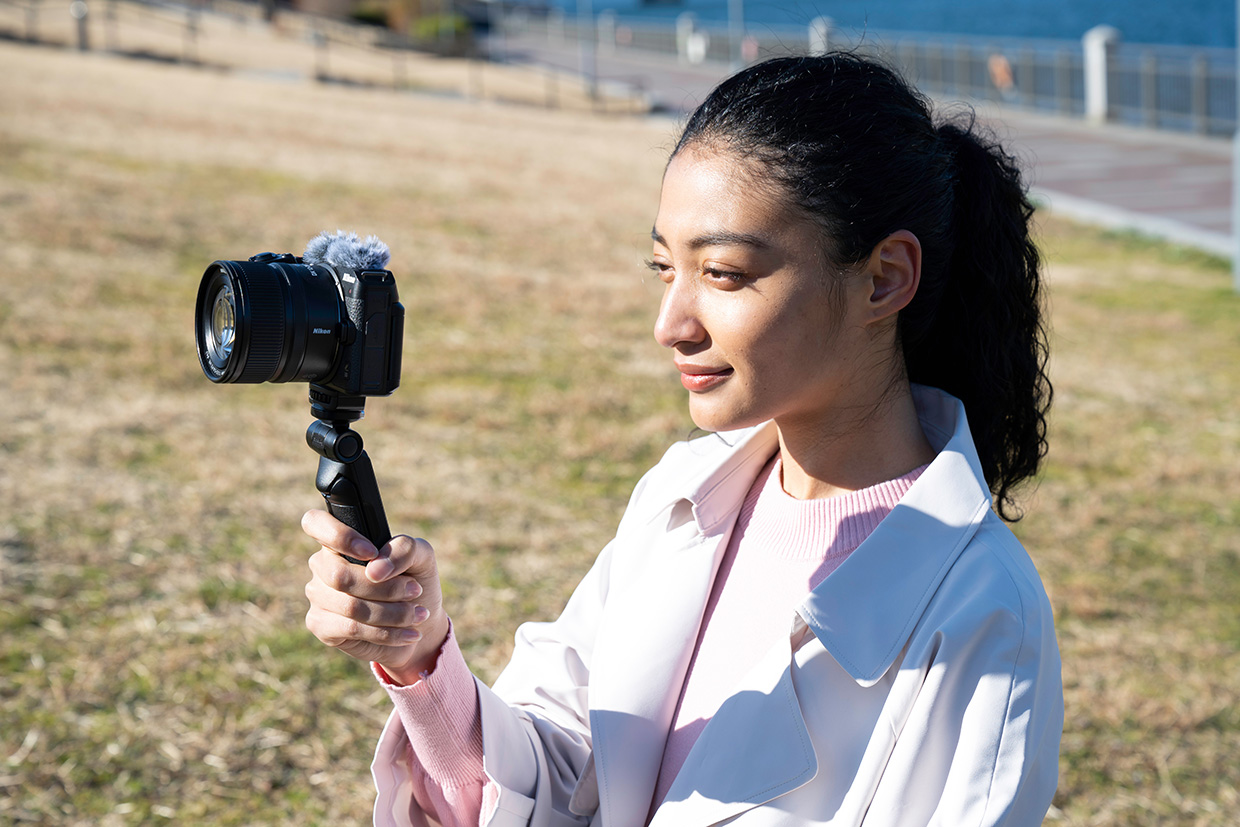 ニコン Z マウントシステム」対応の超広角ズームレンズ「NIKKOR Z DX